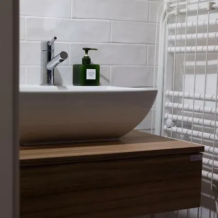 Principe Real In Quiet Street Apartamento