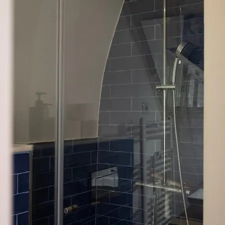 Principe Real In Quiet Street * Лісабон